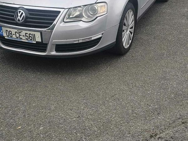 Volkswagen Passat Saloon, Diesel, 2008, Silver