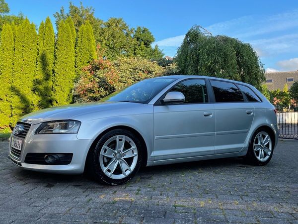 Audi A3 Hatchback, Diesel, 2010, Silver