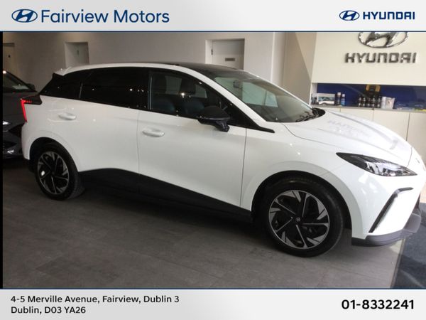 MG 4 Hatchback, Electric, 2022, White