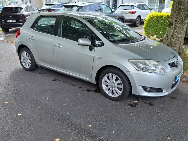Toyota Auris Hatchback, Petrol, 2008, Silver