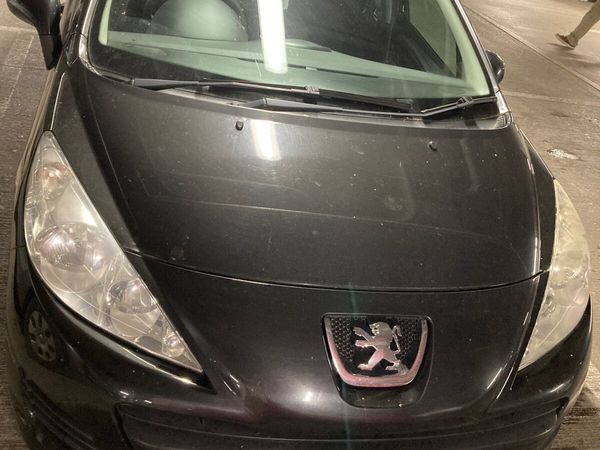 Peugeot 207 Hatchback, Diesel, 2011, Black