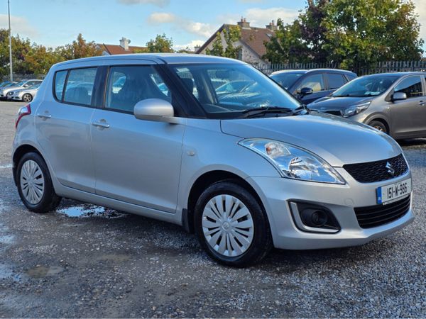 Suzuki Swift Hatchback, Petrol, 2015, Silver