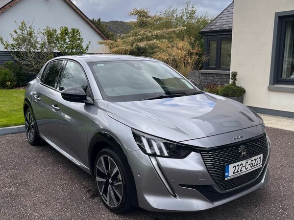 Peugeot 208 Hatchback, Electric, 2022, Grey