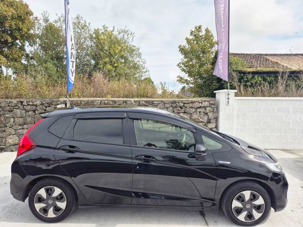 Honda Fit Hatchback, Petrol Hybrid, 2019, Black