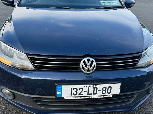Volkswagen Jetta Saloon, Diesel, 2013, Blue