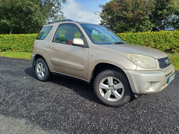 Toyota RAV4 SUV, Petrol, 2005, Beige