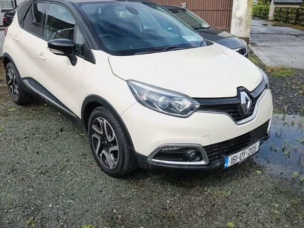 Renault Captur Hatchback, Diesel, 2016, White