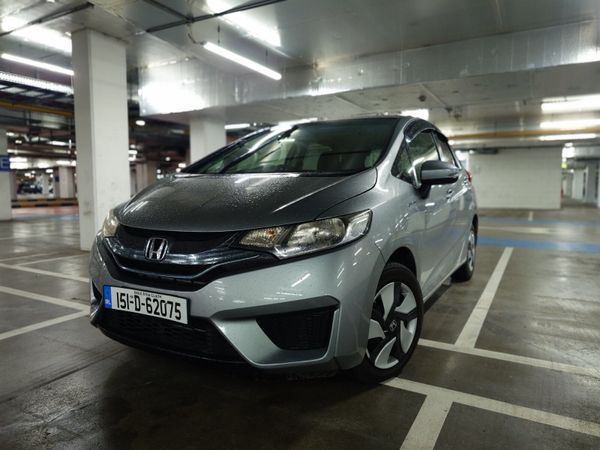 Honda Fit Hatchback, Petrol Hybrid, 2015, Grey