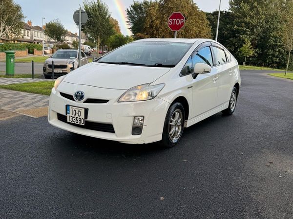 Toyota Prius Hatchback, Petrol Hybrid, 2010, White