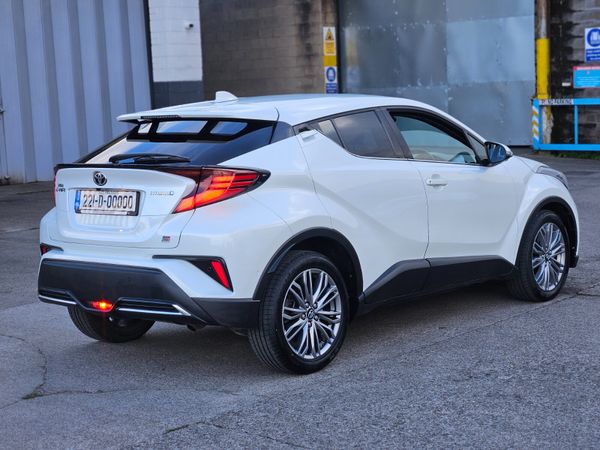 Toyota C-HR Hatchback, Petrol Hybrid, 2022, White