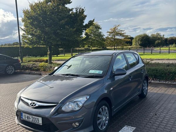 Hyundai i30 Hatchback, Diesel, 2011, Grey