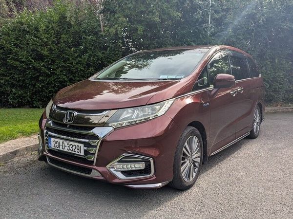 Honda Odyssey MPV, Petrol Hybrid, 2020, Red