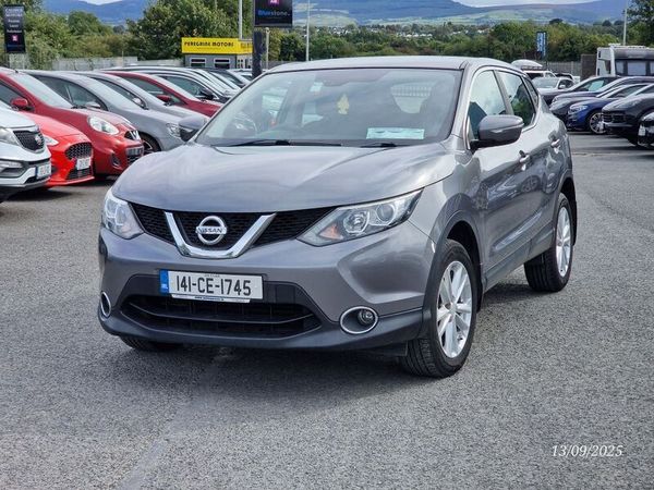 Nissan Qashqai Hatchback, Diesel, 2014, Grey