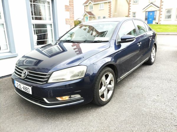 Volkswagen Passat Saloon, Diesel, 2012, Blue