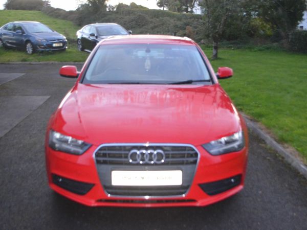 Audi A4 Saloon, Diesel, 2015, Red