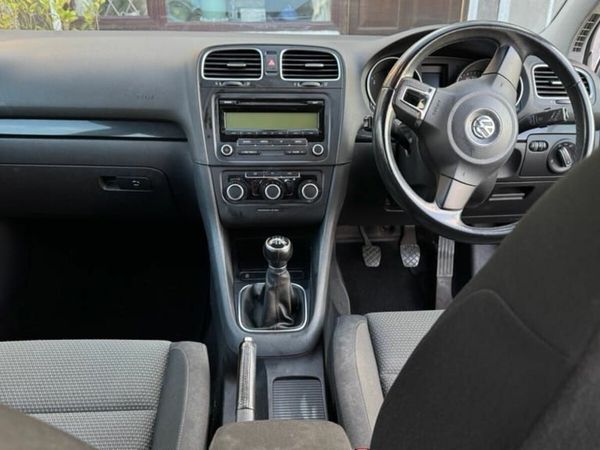Volkswagen Golf Hatchback, Diesel, 2011, Silver