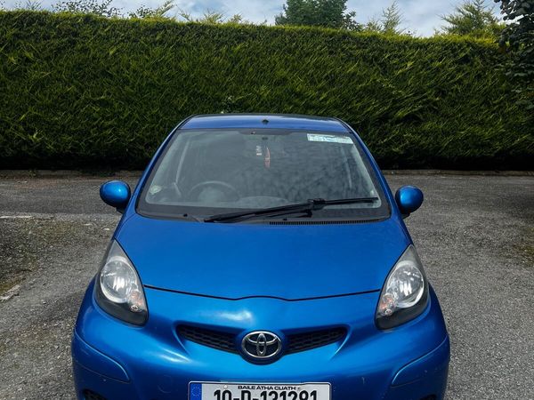 Toyota Aygo Hatchback, Petrol, 2010, Blue
