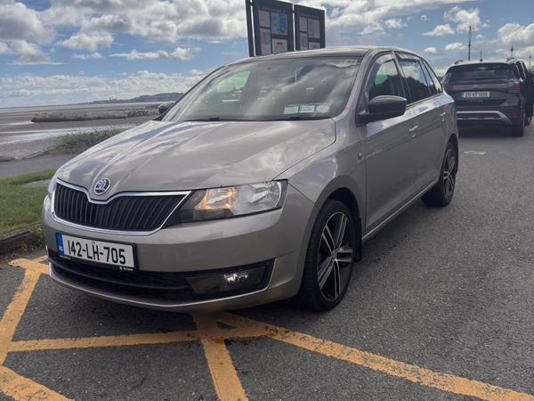 Skoda Rapid Hatchback, Diesel, 2014, Beige