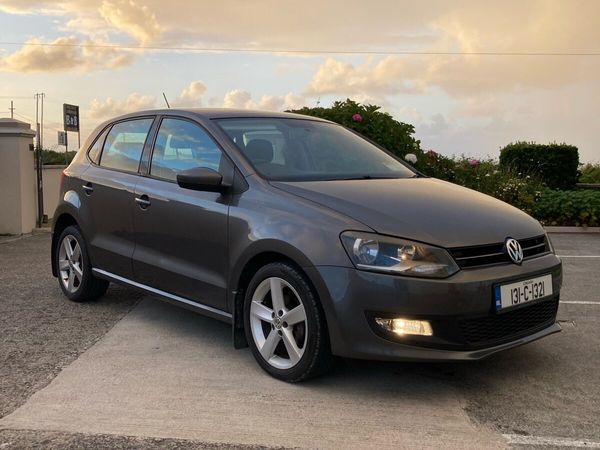 Volkswagen Polo Hatchback, Petrol, 2013, Grey