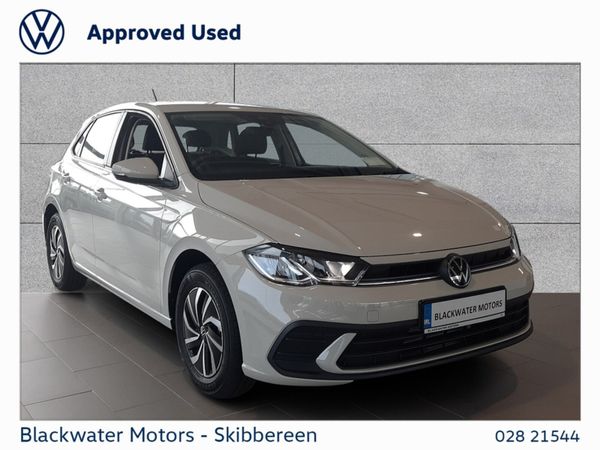 Volkswagen Polo Hatchback, Petrol, 2025, Grey