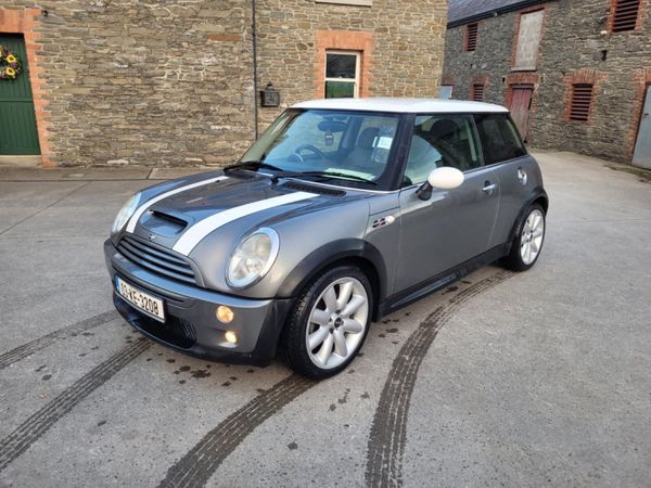Mini Cooper Hatchback, Petrol, 2003, Silver