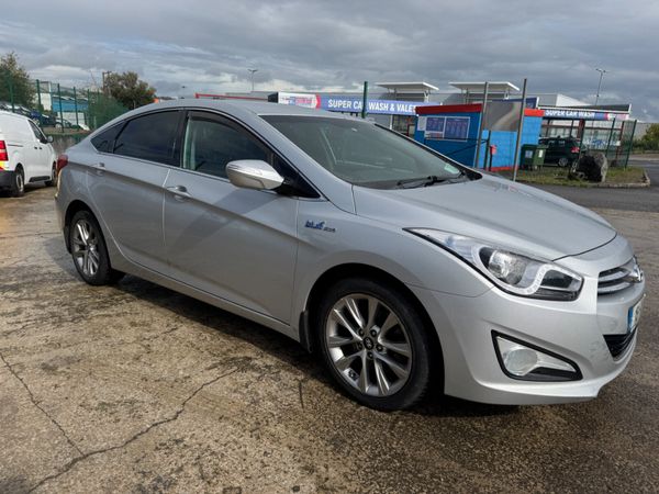 Hyundai i40 Saloon, Diesel, 2015, Silver