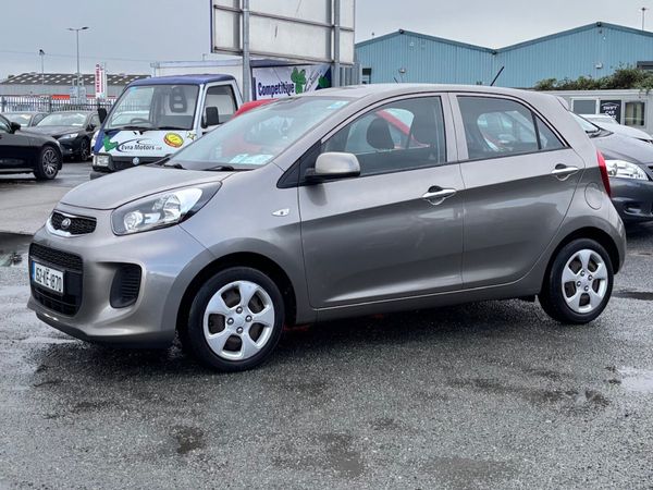 Kia Picanto Hatchback, Petrol, 2015, Silver