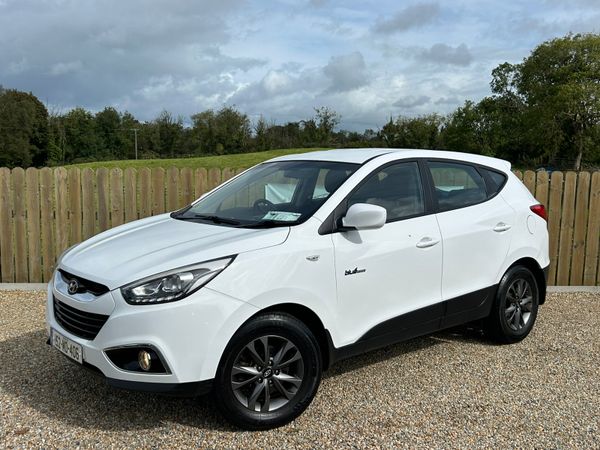Hyundai ix35 SUV, Diesel, 2015, White