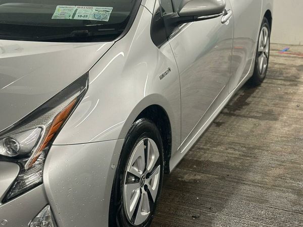 Toyota Prius MPV, Petrol Hybrid, 2016, Silver