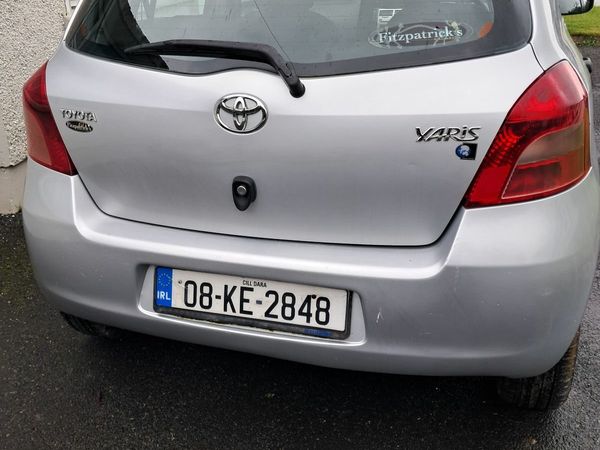Toyota Yaris Hatchback, Petrol, 2008, Silver