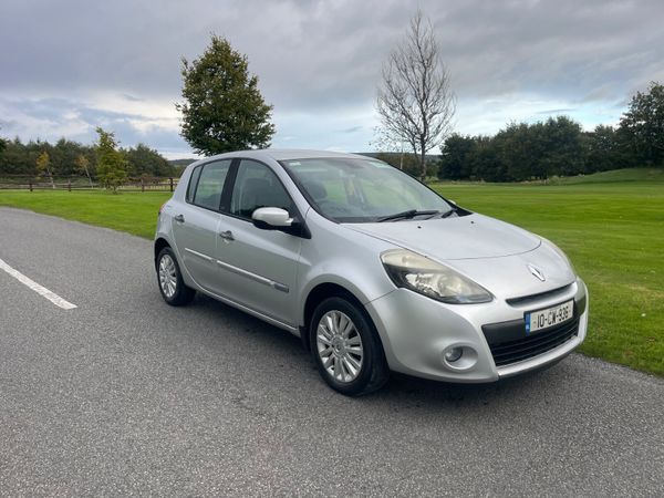 Renault Clio Hatchback, Ethanol Petrol, 2010, Silver
