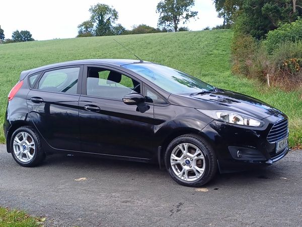 Ford Fiesta Hatchback, Petrol, 2014, Black