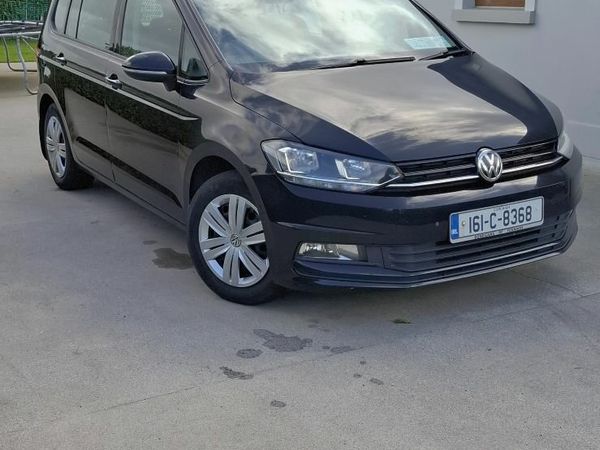 Volkswagen Touran MPV, Diesel, 2016, Black