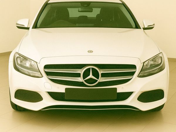 Mercedes-Benz 220 Saloon, Petrol, 2014, White