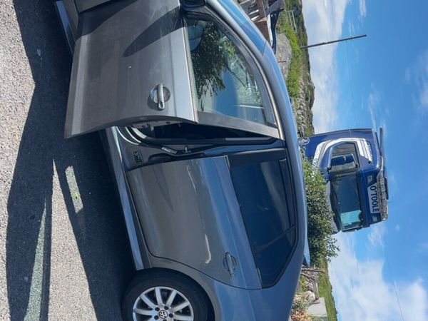 Volkswagen Jetta Saloon, Diesel, 2008, Grey