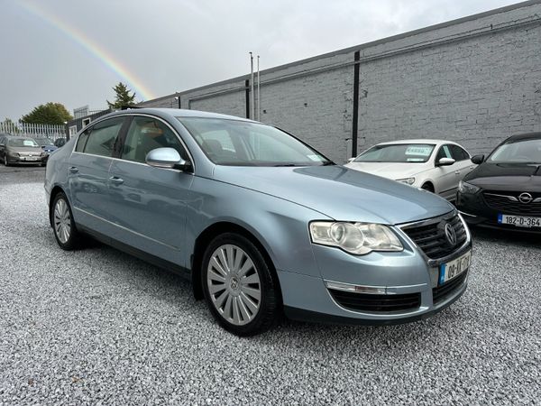 Volkswagen Passat Saloon, Diesel, 2009, Blue
