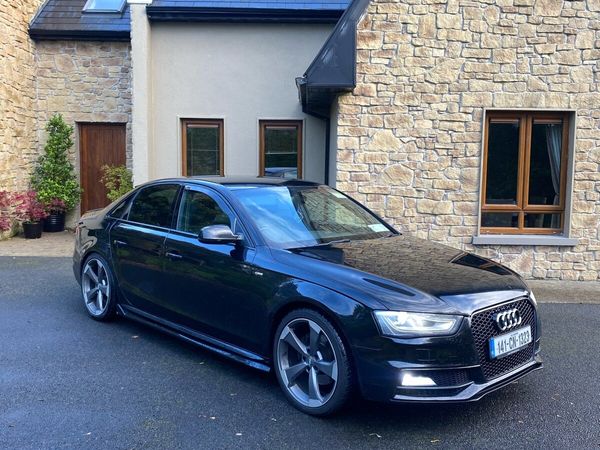Audi A4 Saloon, Diesel, 2014, Black