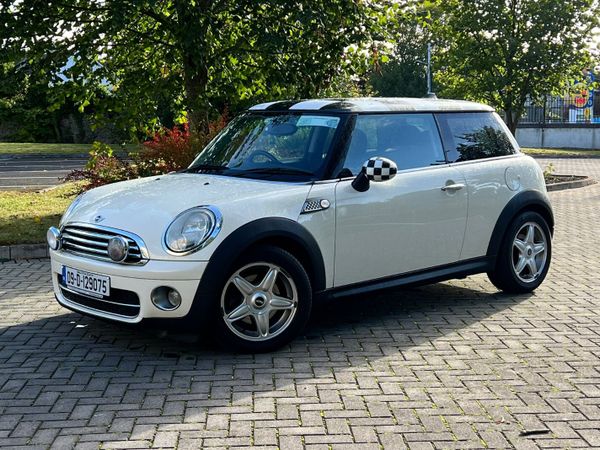 Mini Cooper Hatchback, Diesel, 2009, White