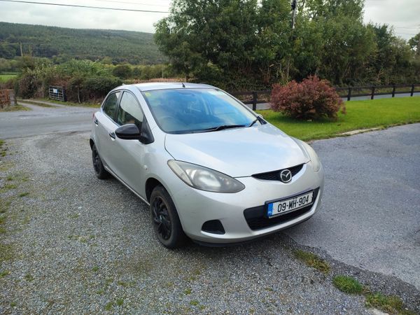 Mazda Mazda2 Hatchback, Petrol, 2009, Grey