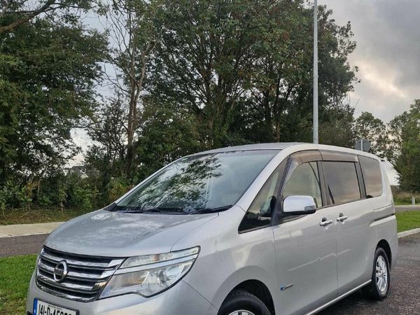 Nissan Serena MPV, Petrol Hybrid, 2014, Silver