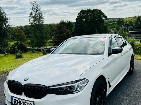 BMW 5-Series Saloon, Petrol Plug-in Hybrid, 2017, White
