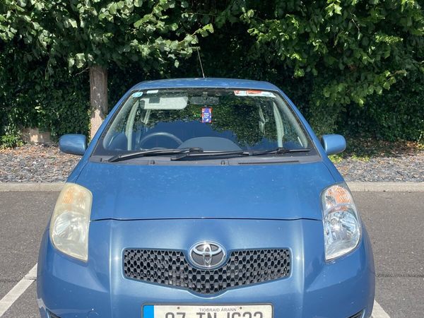 Toyota Yaris Hatchback, Petrol, 2007, Blue