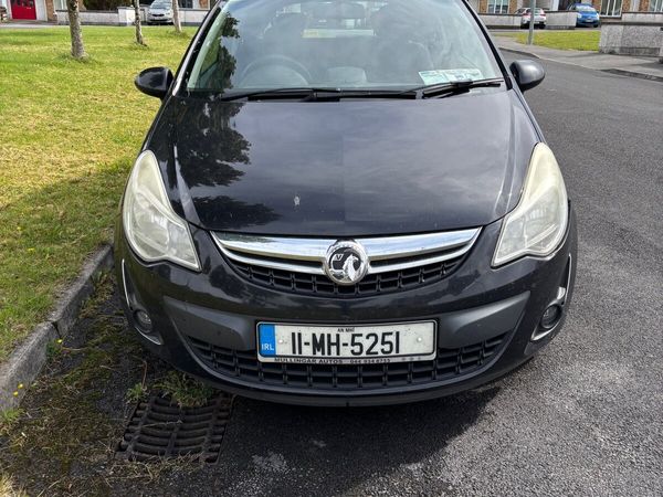 Vauxhall Corsa Hatchback, Petrol, 2011, Black