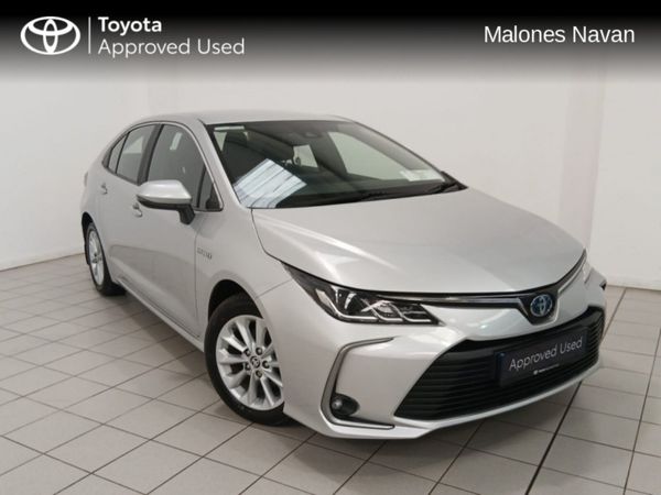 Toyota Corolla Saloon, Petrol Hybrid, 2021, Silver