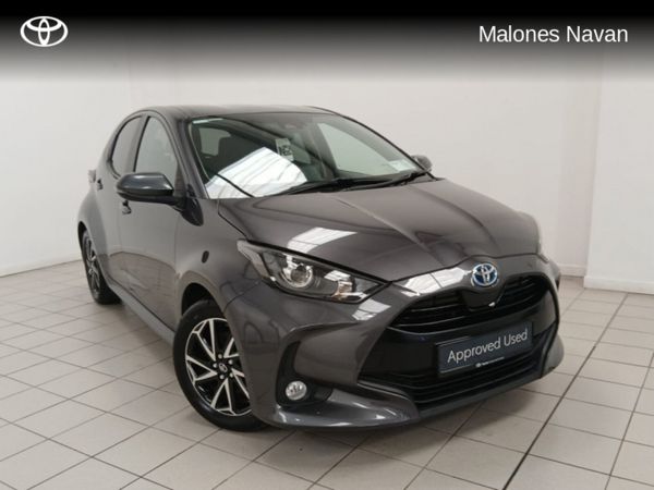 Toyota Yaris Hatchback, Petrol Hybrid, 2022, Grey