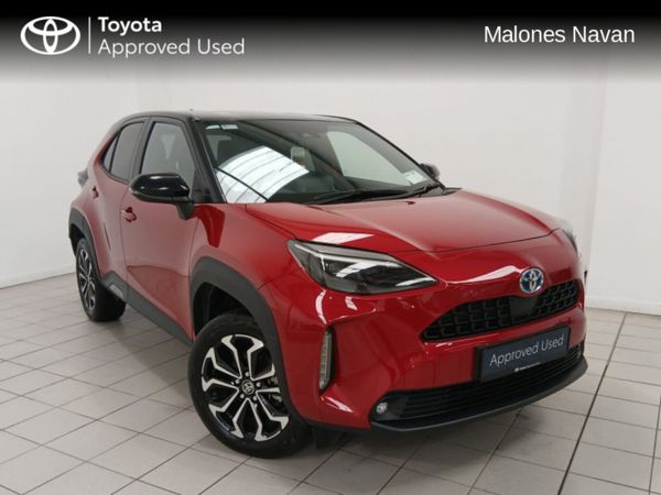Toyota Yaris Cross Hatchback, Petrol Hybrid, 2022, Red