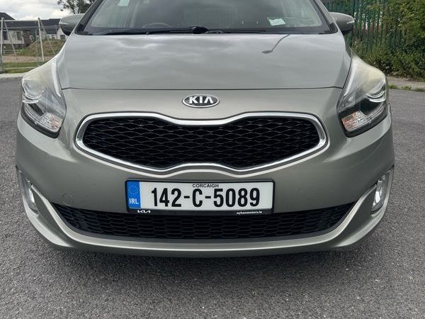 Kia Carens MPV, Diesel, 2014, Silver
