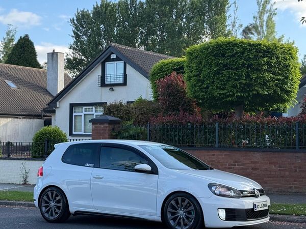 Volkswagen Golf Hatchback, Diesel, 2010, White