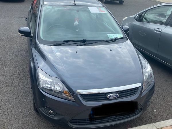 Ford Focus Hatchback, Petrol, 2008, Grey