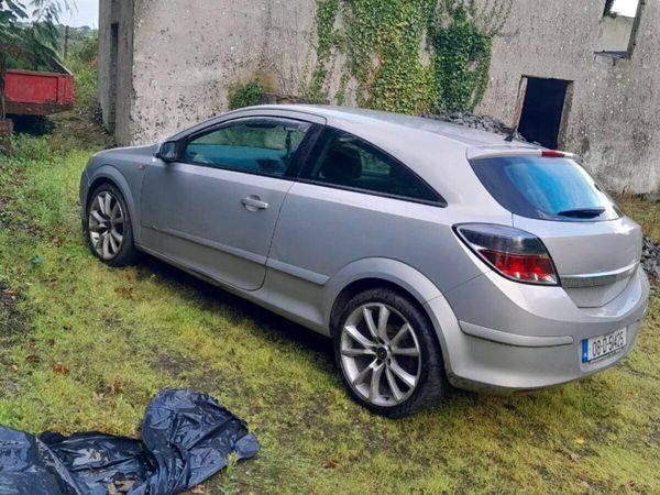Opel Astra Hatchback, Petrol, 2008, Yellow